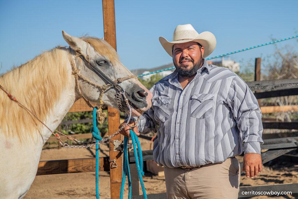 Jinete local en el rancho